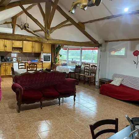 A La Ferme Montesquieu-Avantes